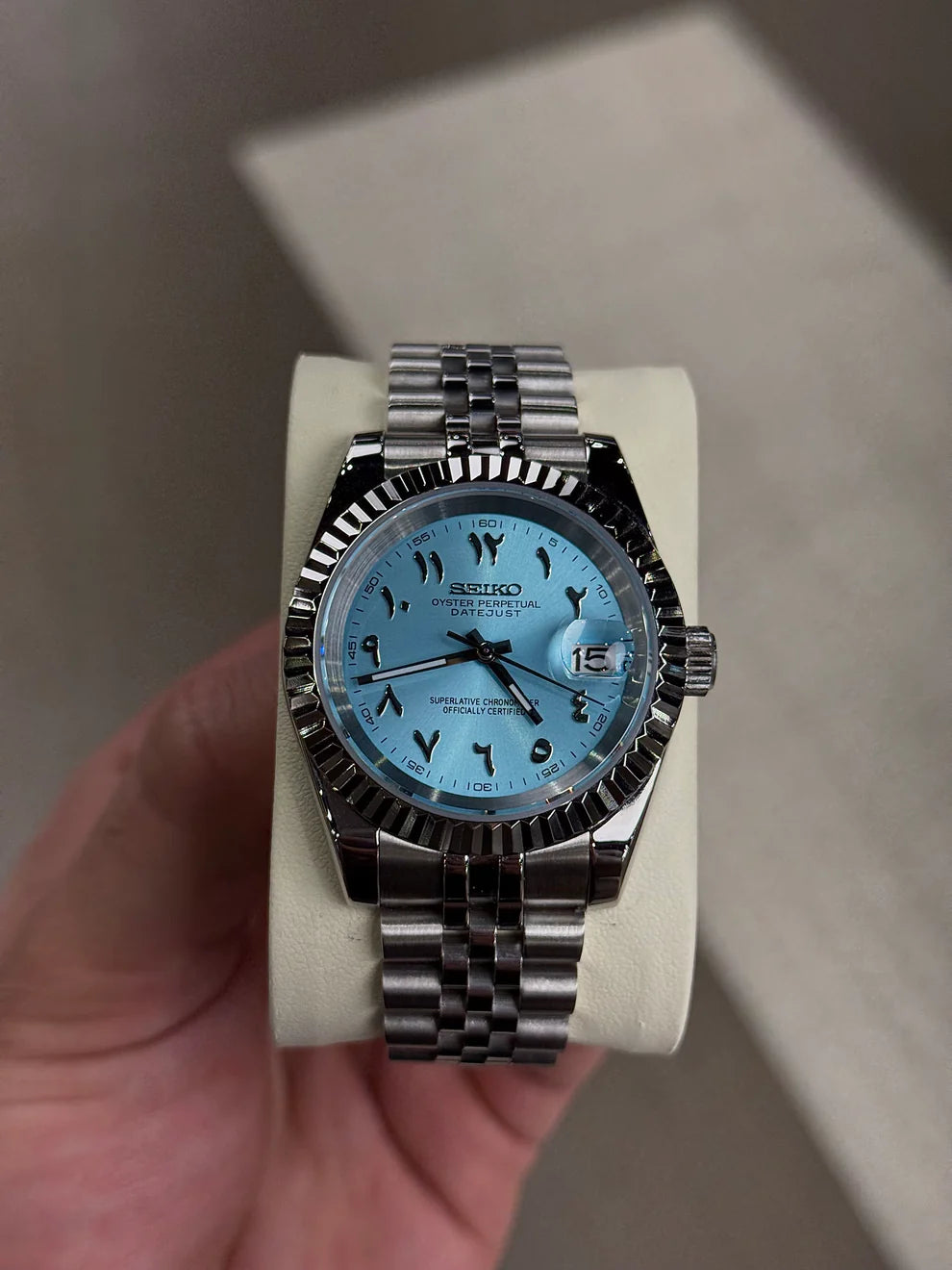 Seiko Aqua Aura Arabic Dial