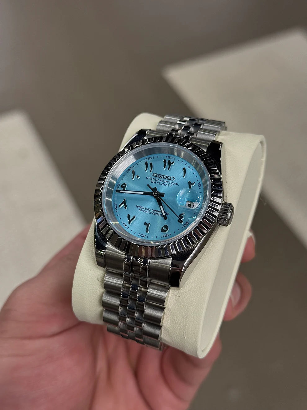 Seiko Aqua Aura Arabic Dial